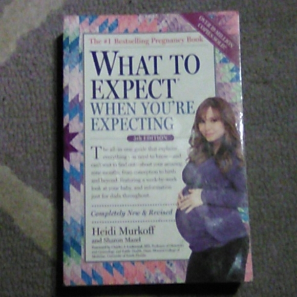 What to expect when you're expecting 5th edition - Picture 1 of 3